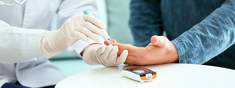 el diagnóstico de la diabetes es relativamente fácil y se puede realizar en los establecimientos de salud de primer nivel