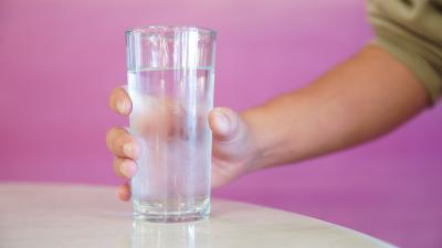 el agua es un liquido vital y de suma importancia cuando se padece diabetes